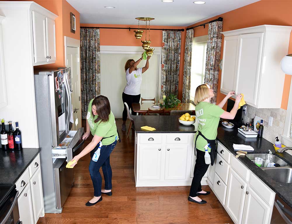Residential cleaning services near me in Illinois